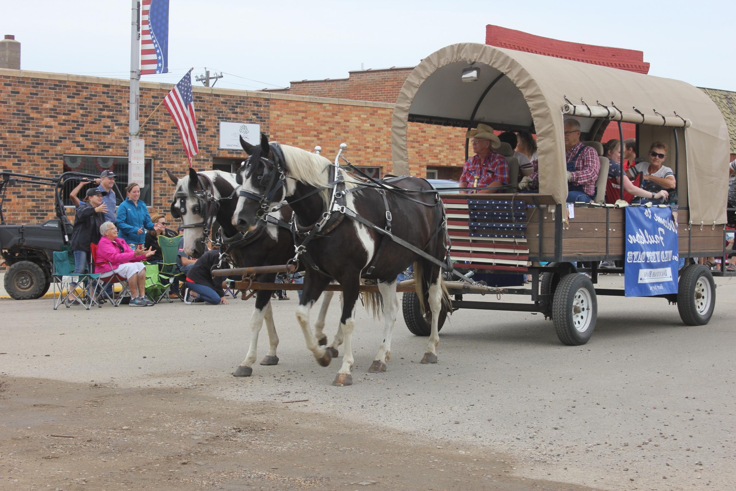 Parade Horse and Buggy_FCR's image